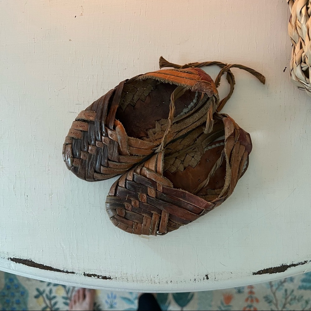 Vintage leather sandals